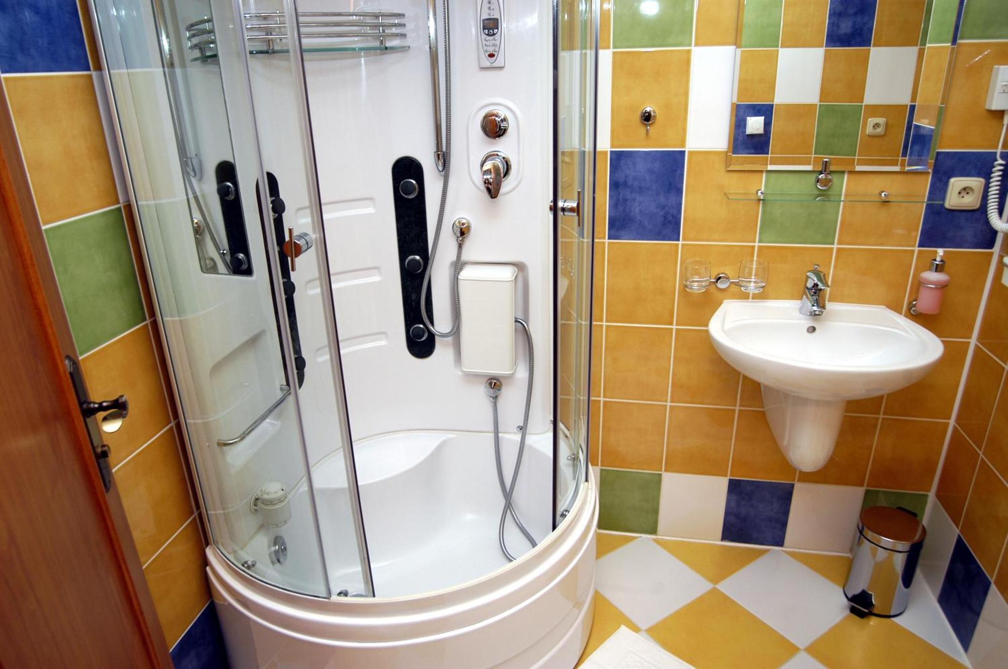 Hotel Loucky Litvinov Bagian luar foto